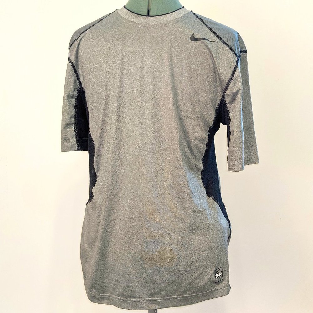 Men’s Nike Pro Combat Fitted Workout Shirt
